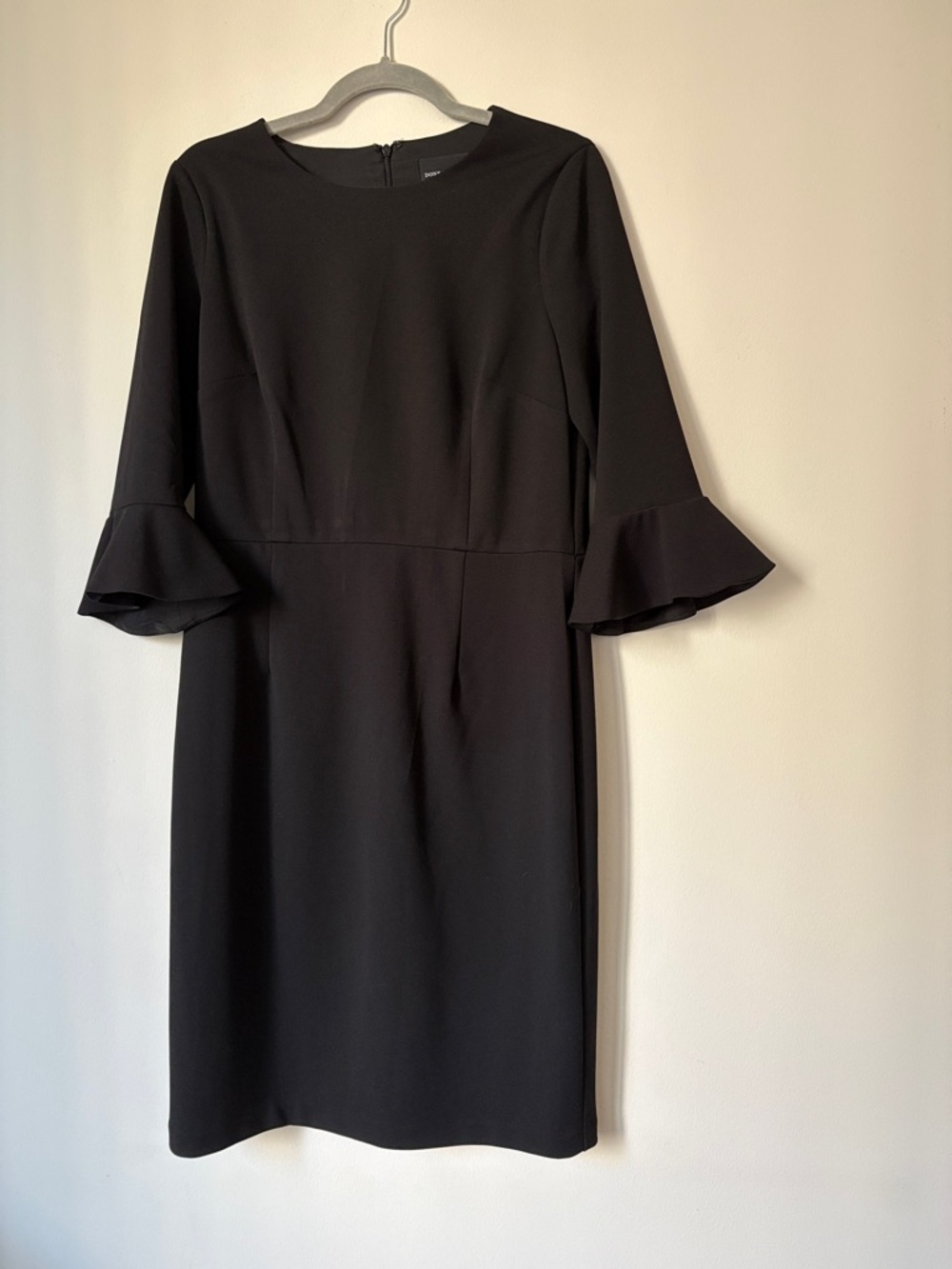 Donna Morgan Black Ruffle-Sleeve Midi Sheath Dress